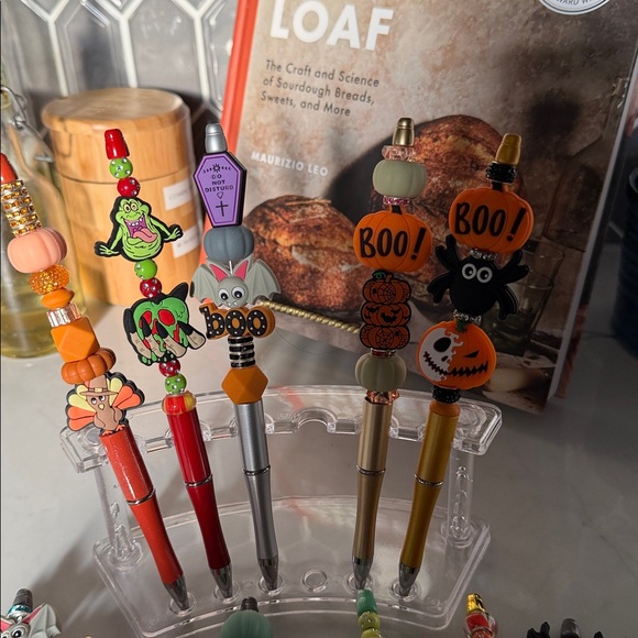 Halloween Themed Retractable Badge Reel Lanyard with Orange and Green Beads - Picture 3 of 3